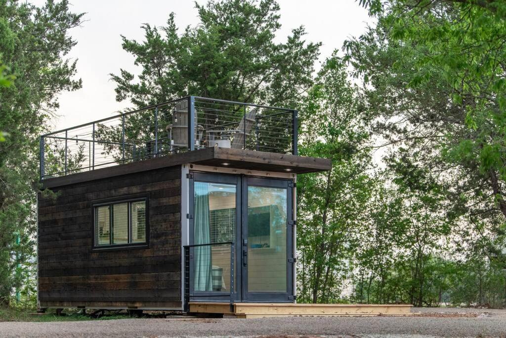 The Windmill-Tiny Container Home Min To Magnolia Bellmead Kültér fotó